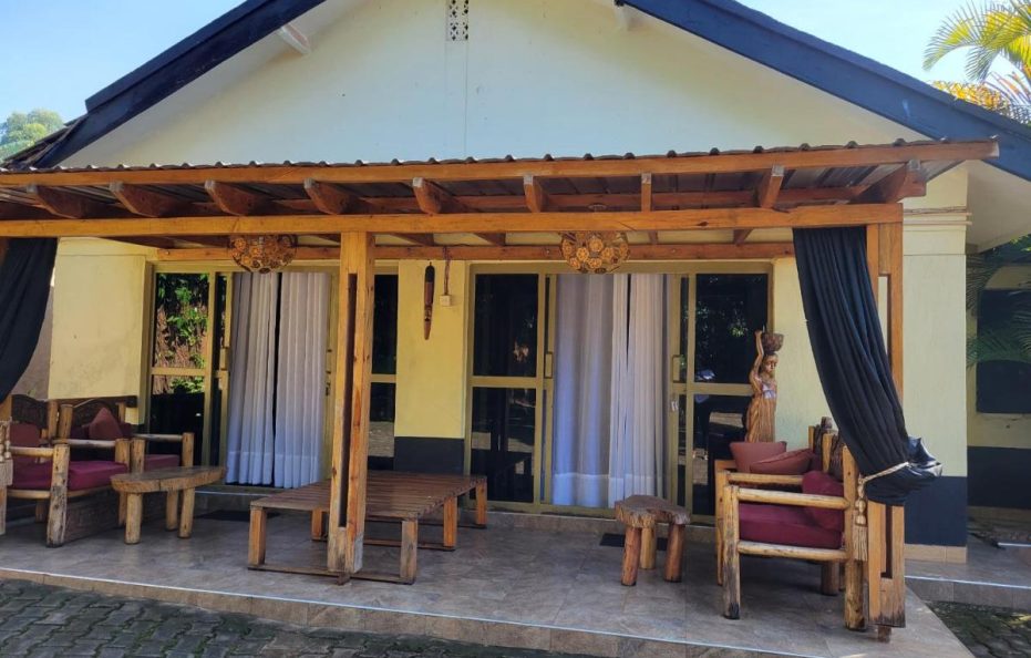 Chel and Vade Cottages