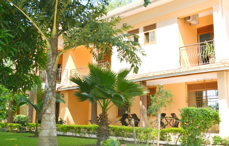Palm Beach hotel and restaurant